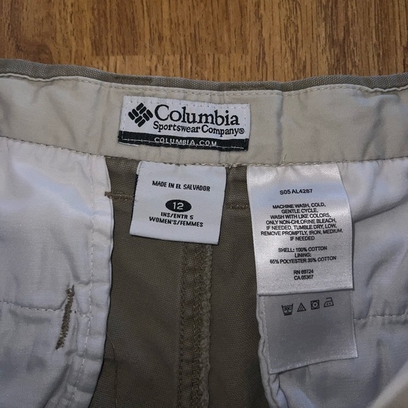 Columbia Shorts - Picture 3 of 5